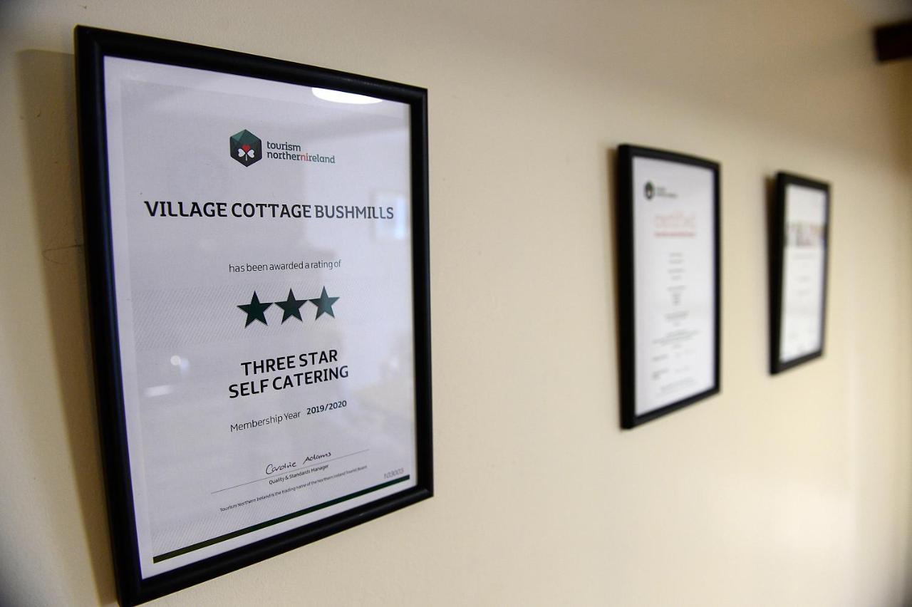 Village Cottage Bushmills Luaran gambar